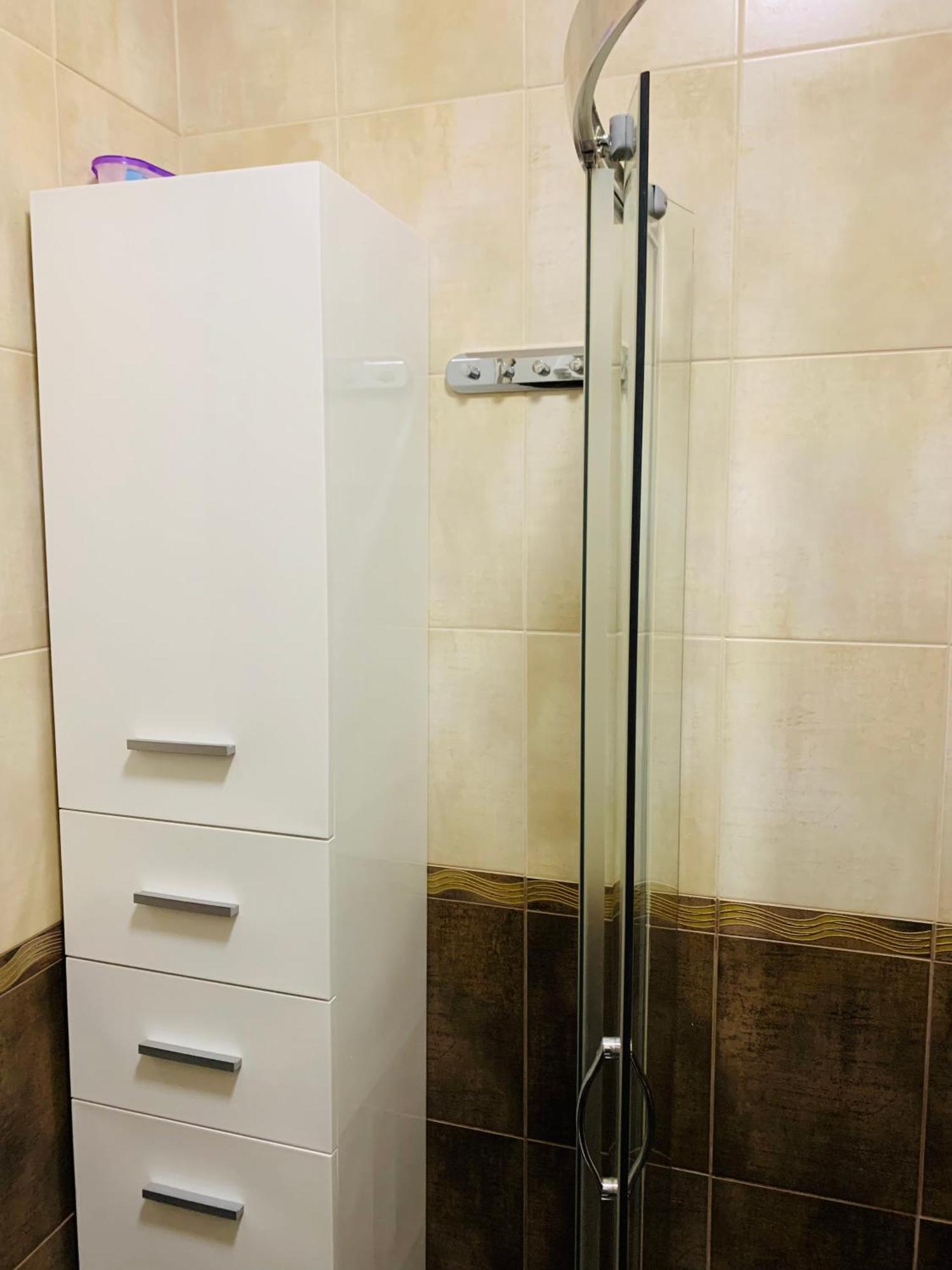 Kiwi Gardens Apartment Бяла Екстериор снимка