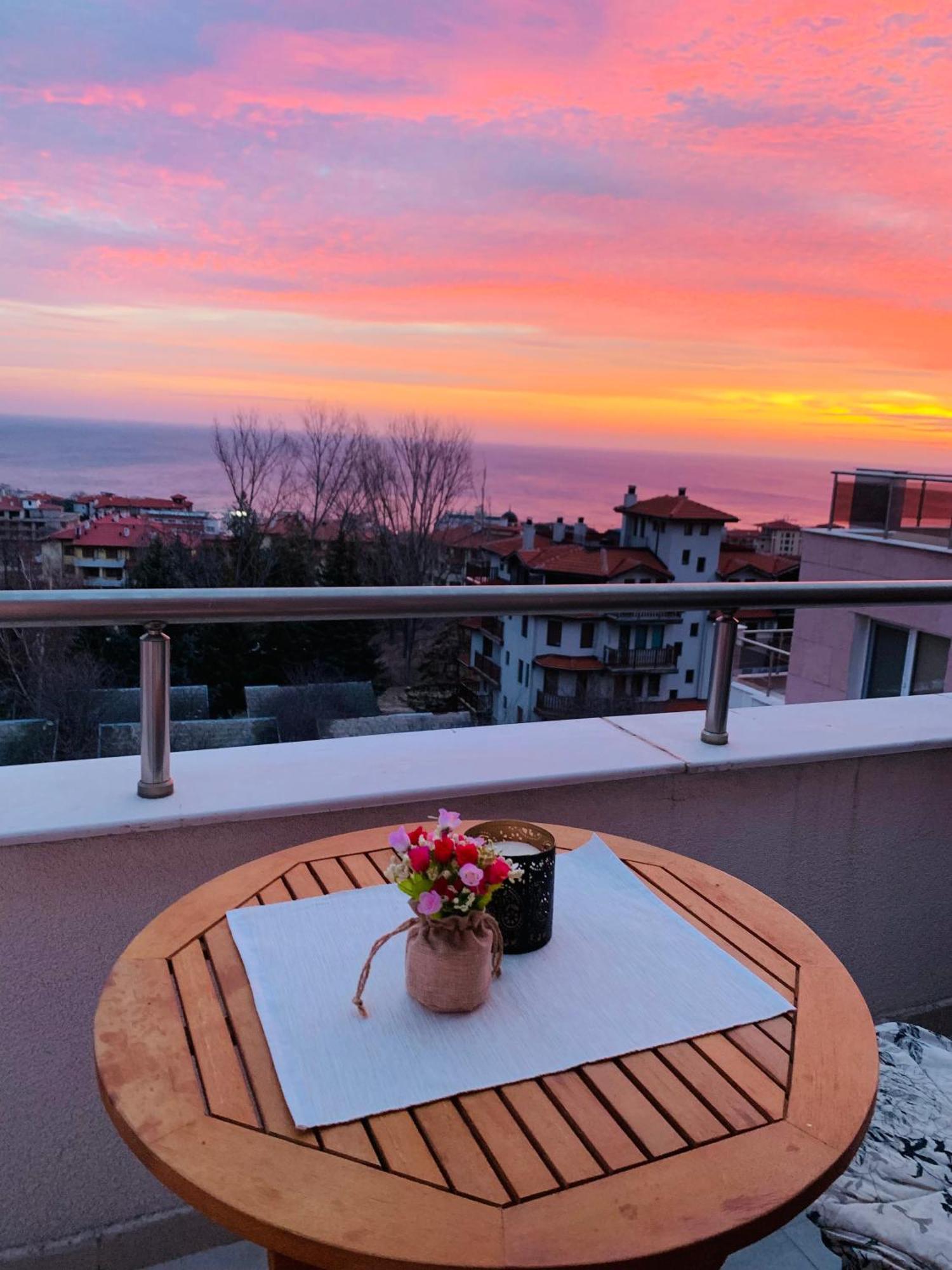 Kiwi Gardens Apartment Бяла Екстериор снимка